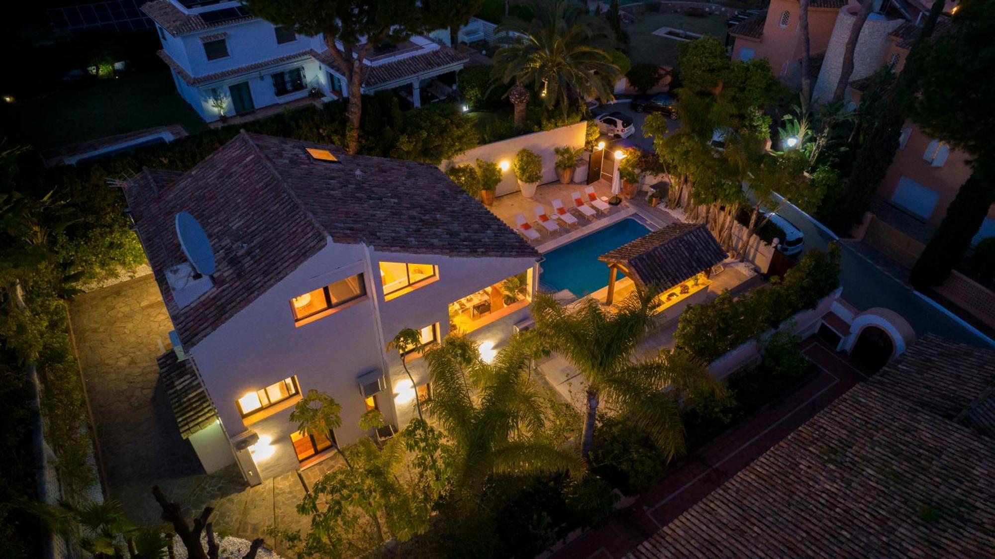 Vacation I La Cabane, Prestige, Heated Pool, 300m To The Villa *